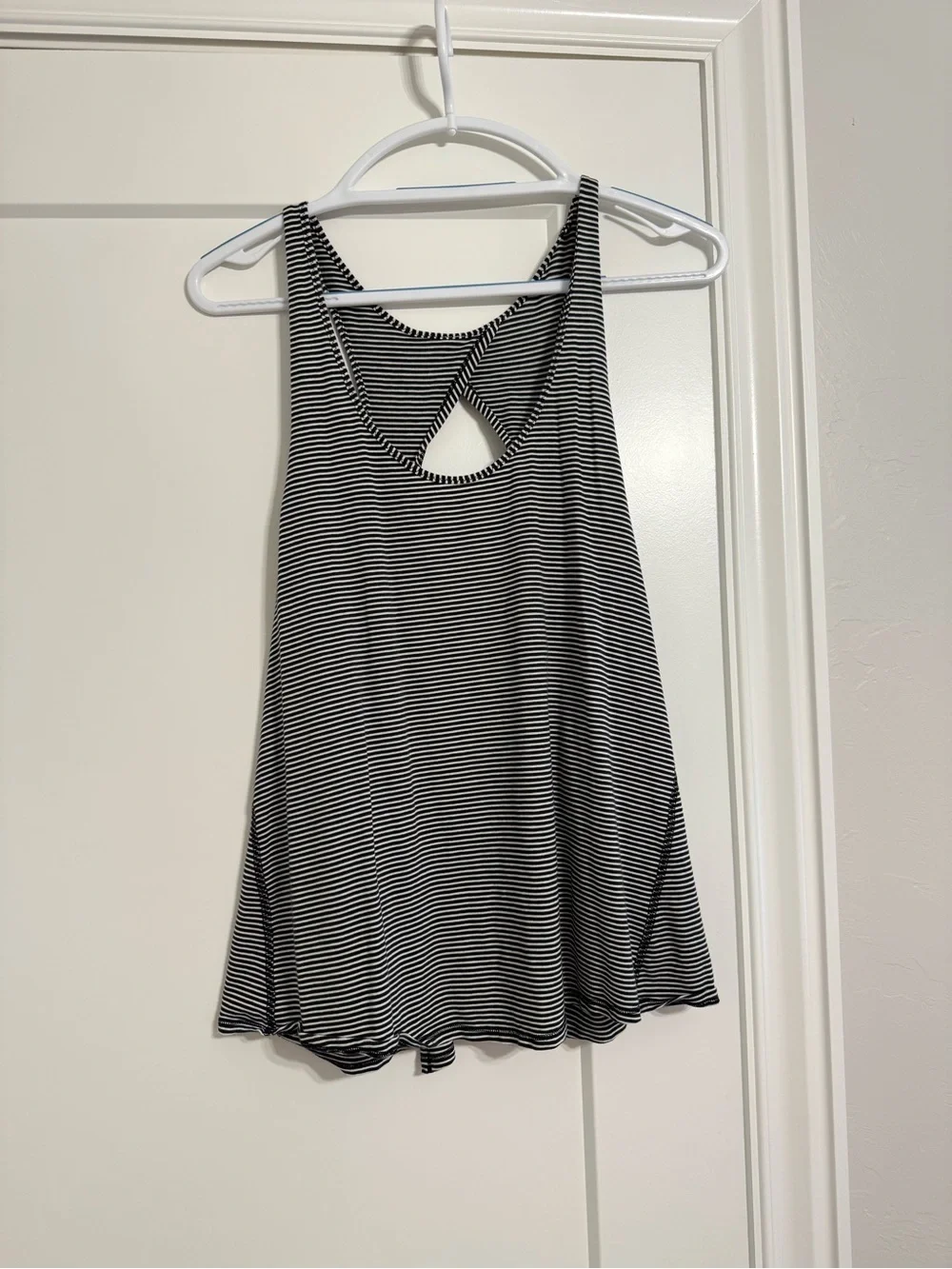 lululemon athletica tag was